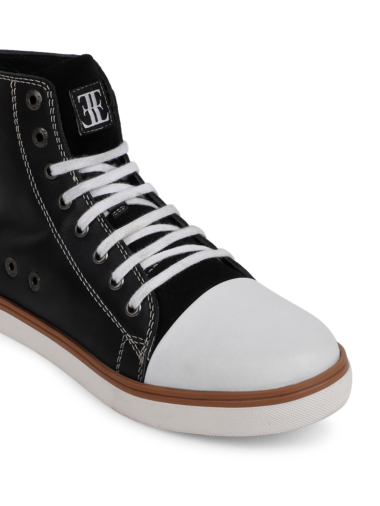 Ezok Black Lace-ups Leather Sneakers For Men