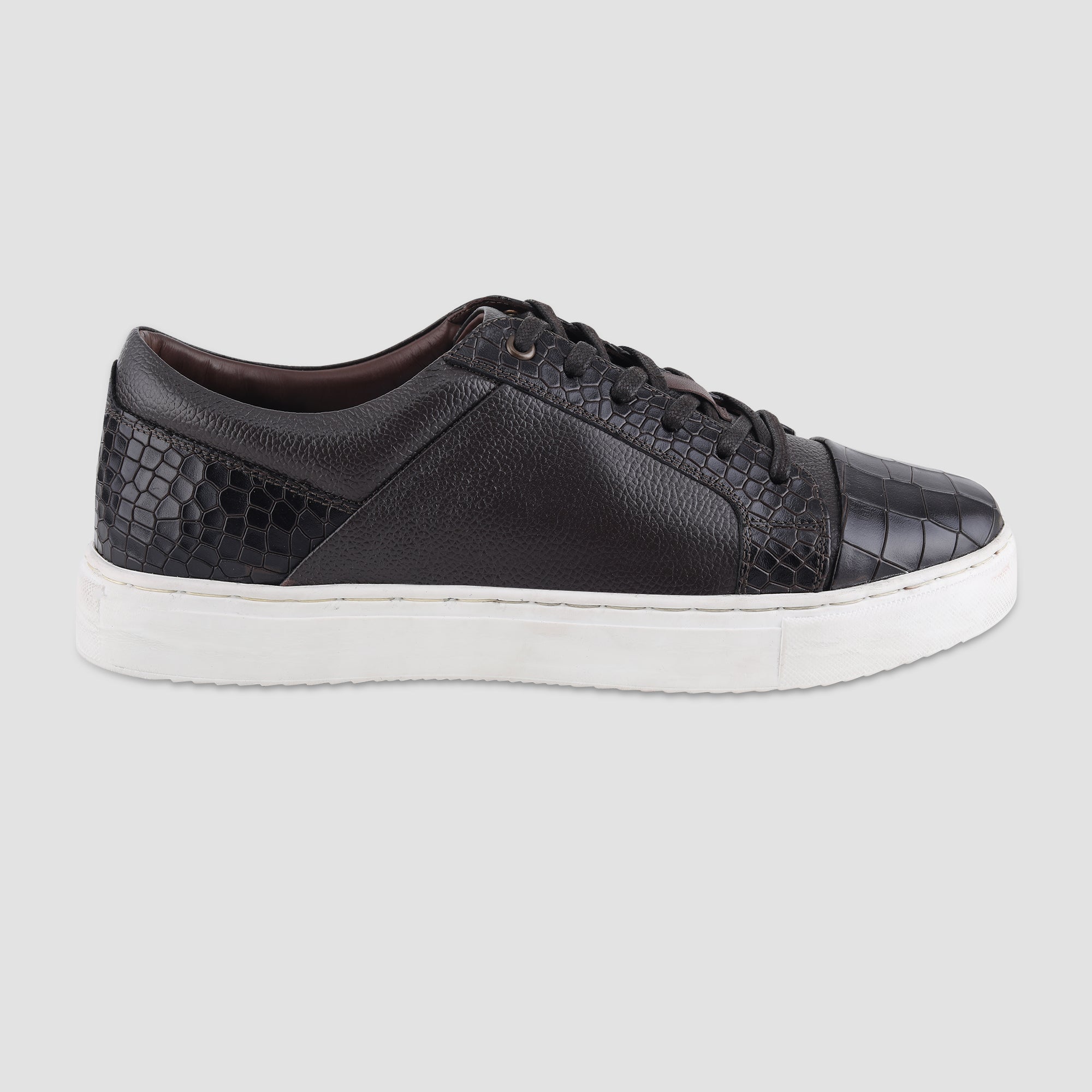 Ezok Leather Sneaker Shoes For Men