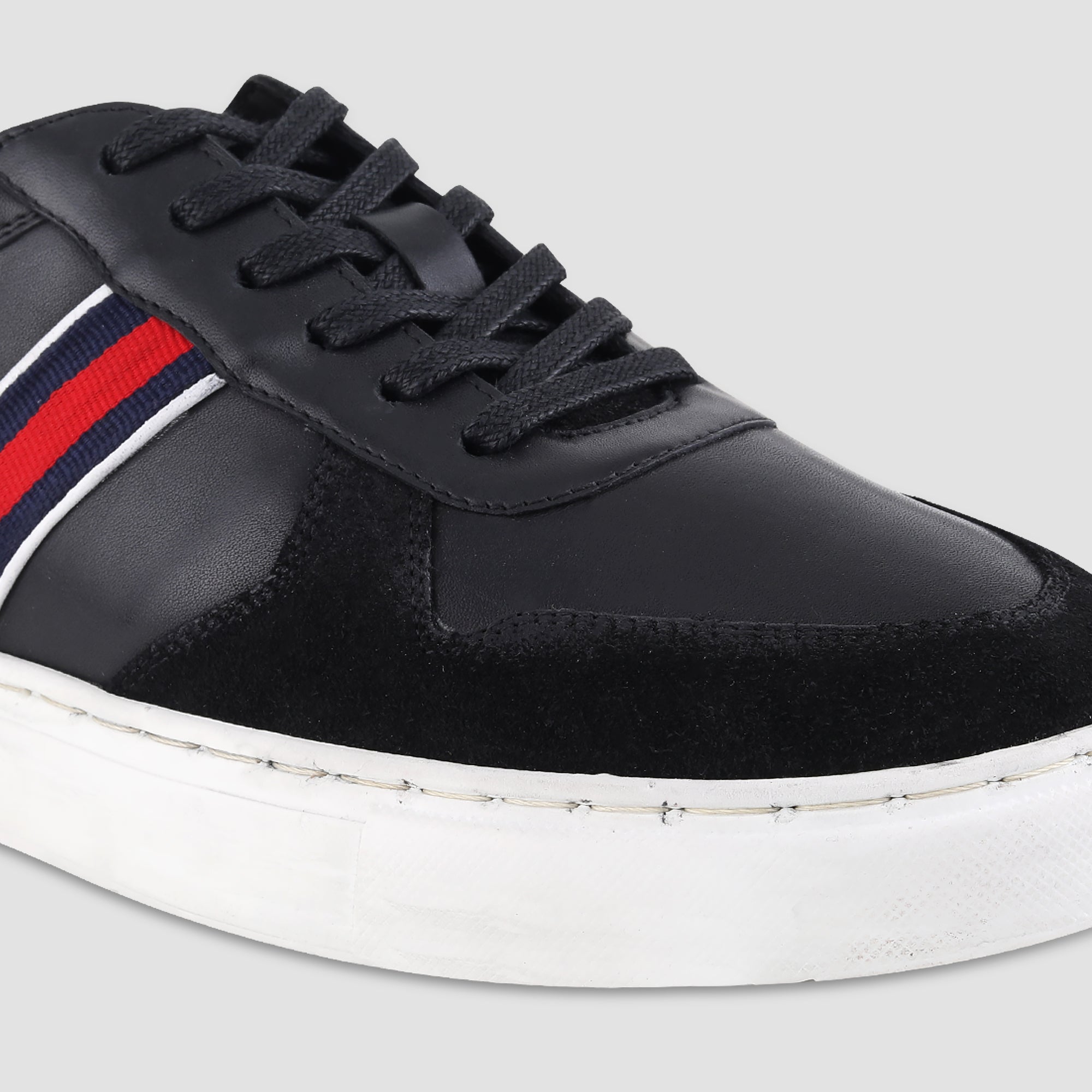 Ezok Black Leather Sneaker For Men