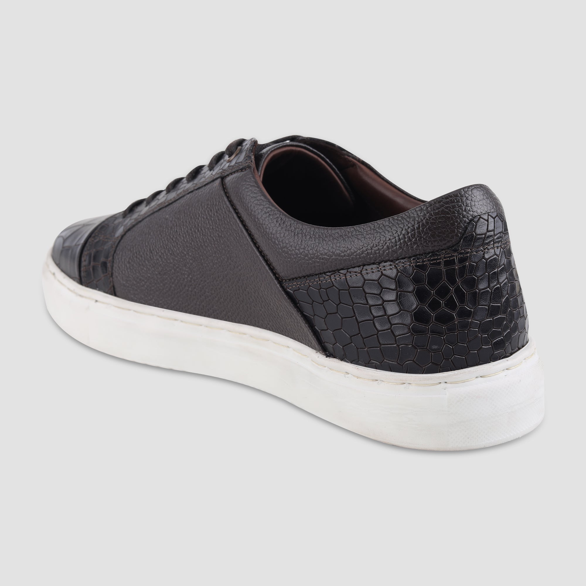 Ezok Leather Sneaker Shoes For Men
