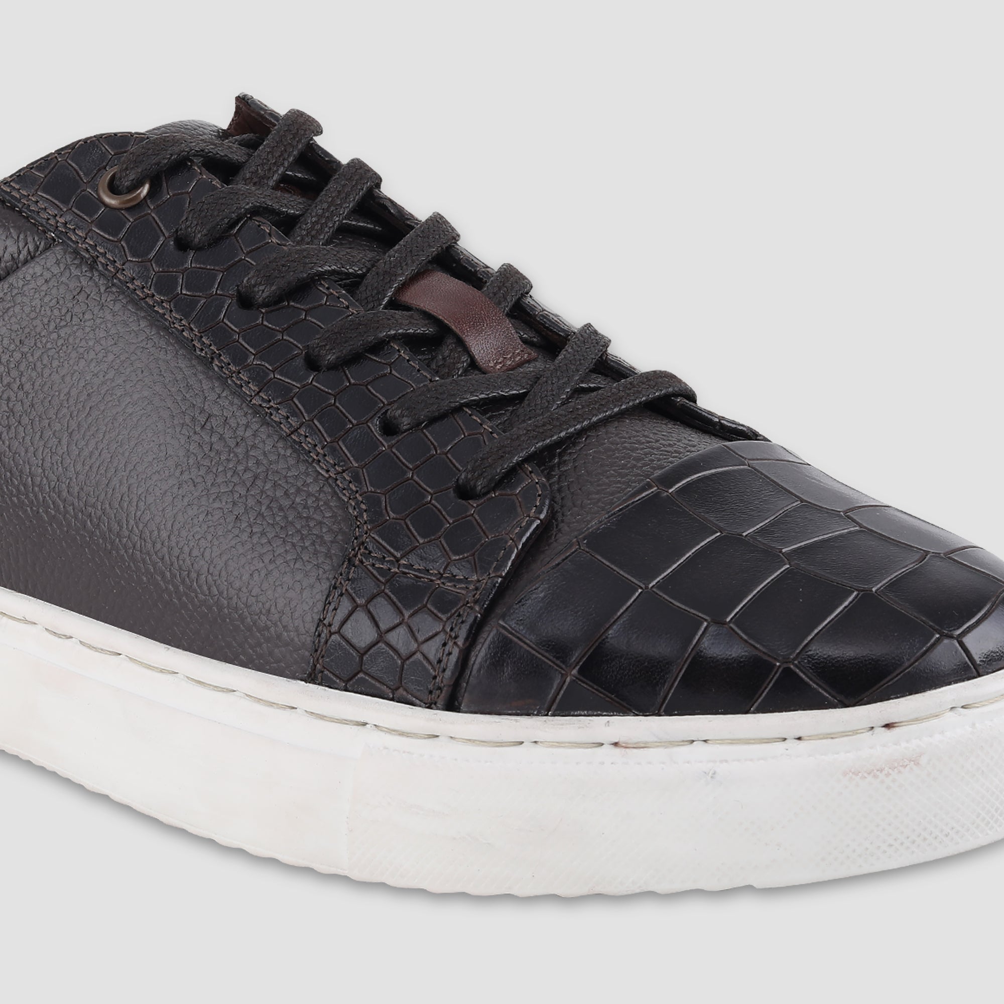 Ezok Leather Sneaker Shoes For Men