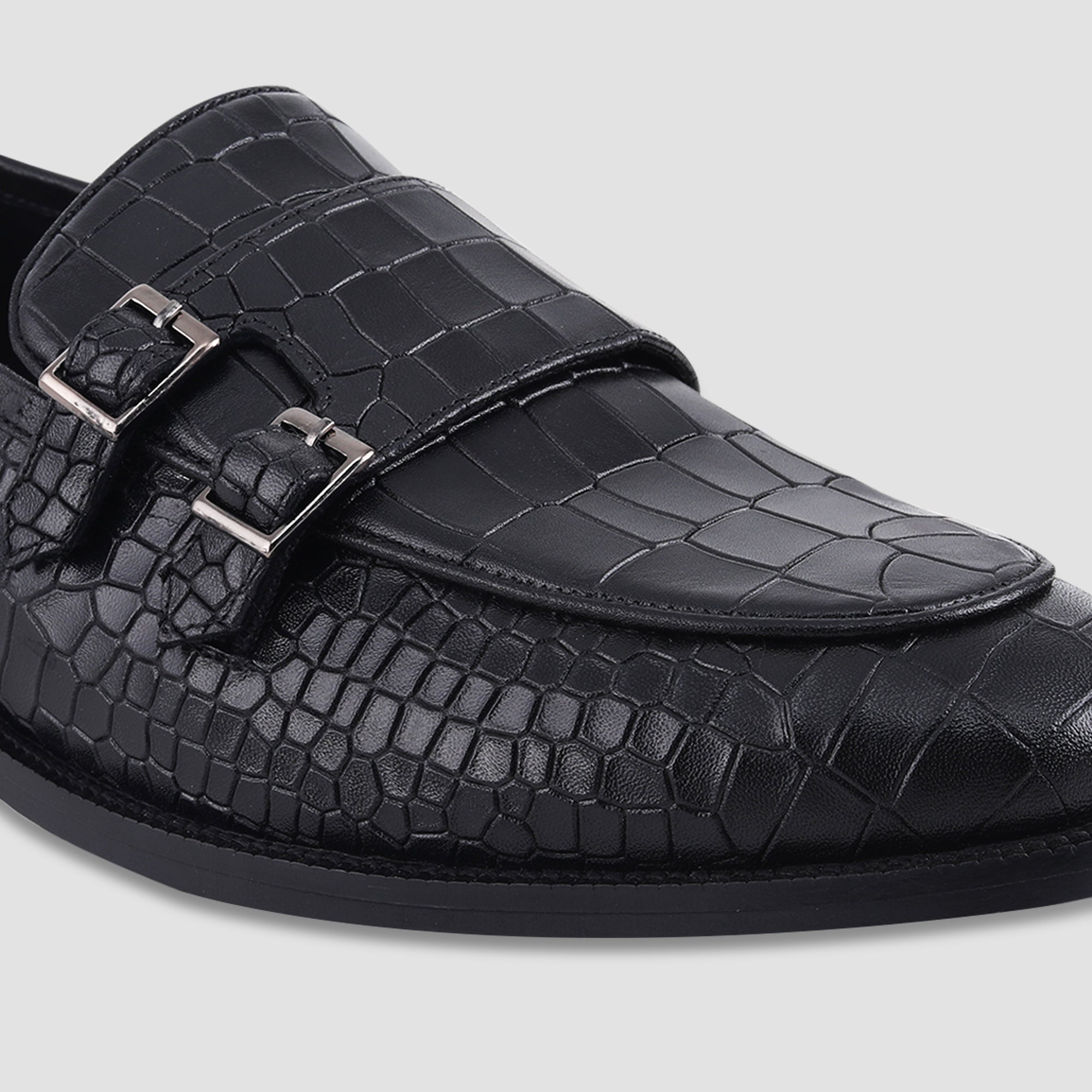 Ezok Black Leather Loafer For Men