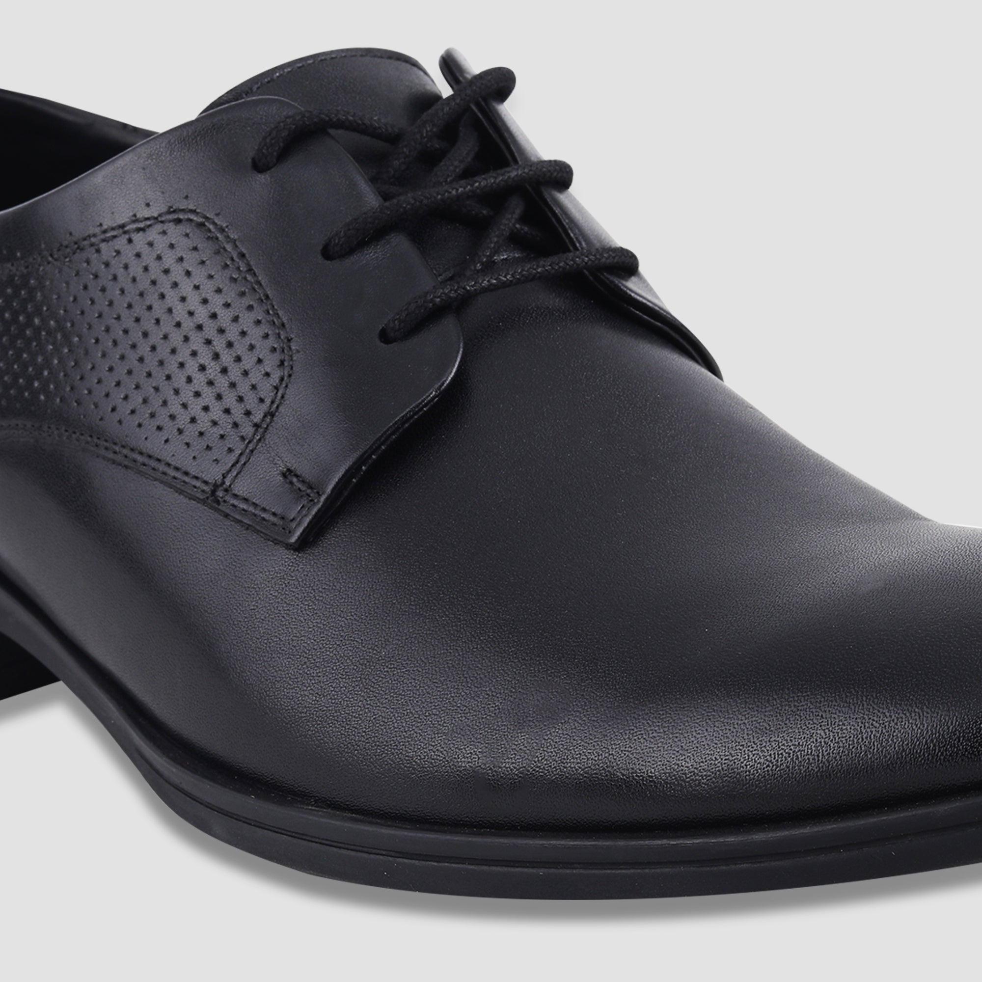 Ezok Black Leather Formal Shoes For Men
