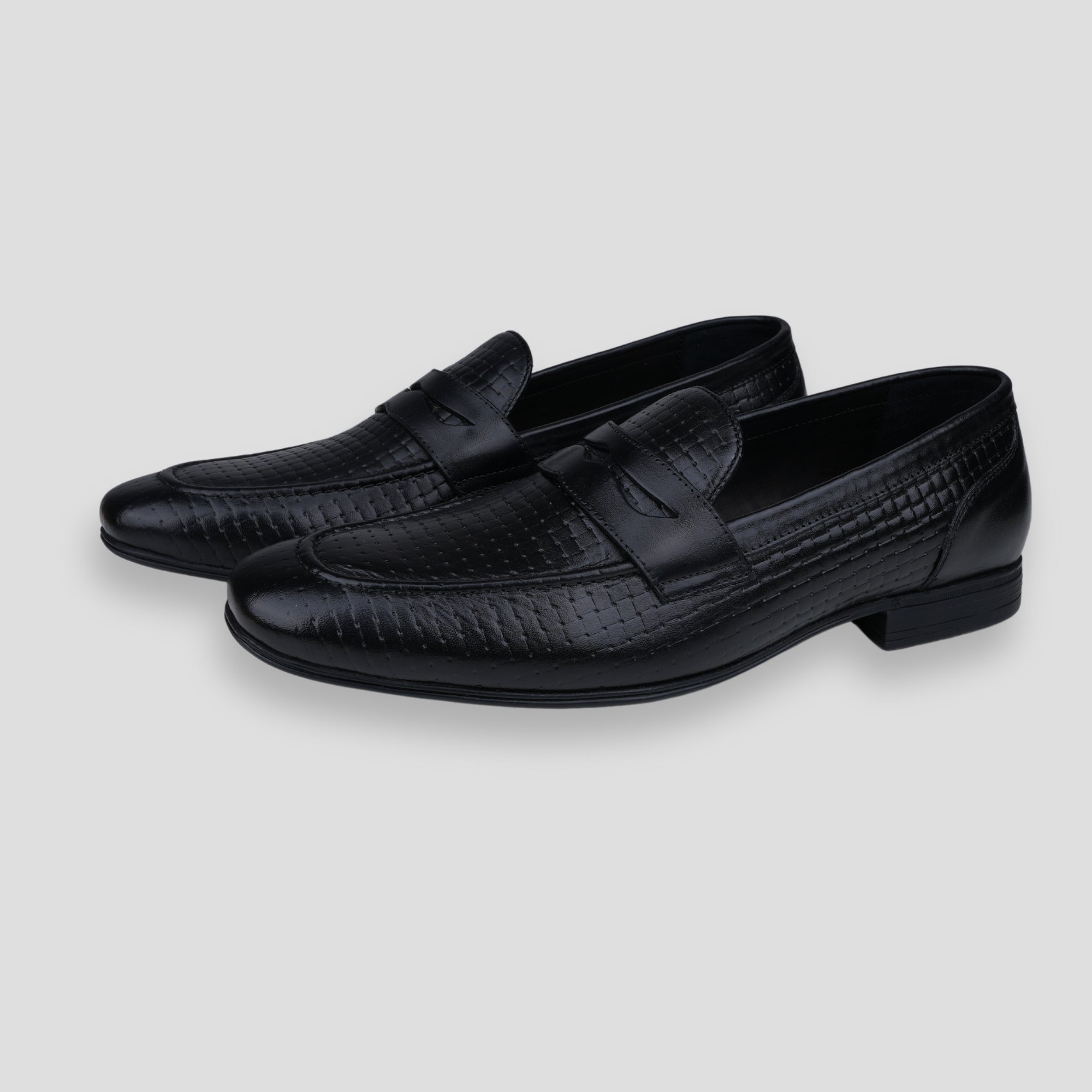 Ezok Leather Black Casual Loafer Shoes For Men