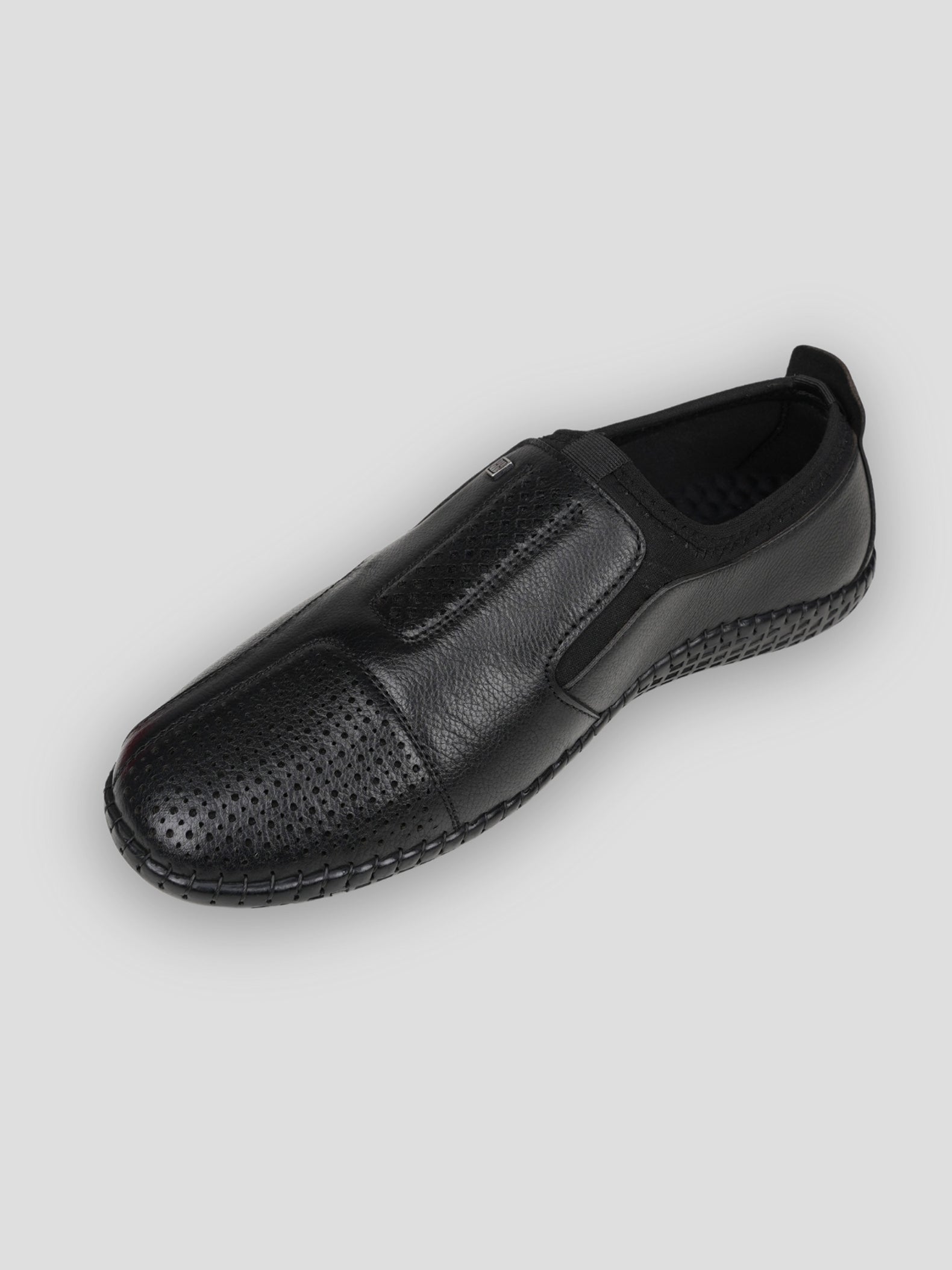 Ezok Black Leather Slip on Casual Shoes