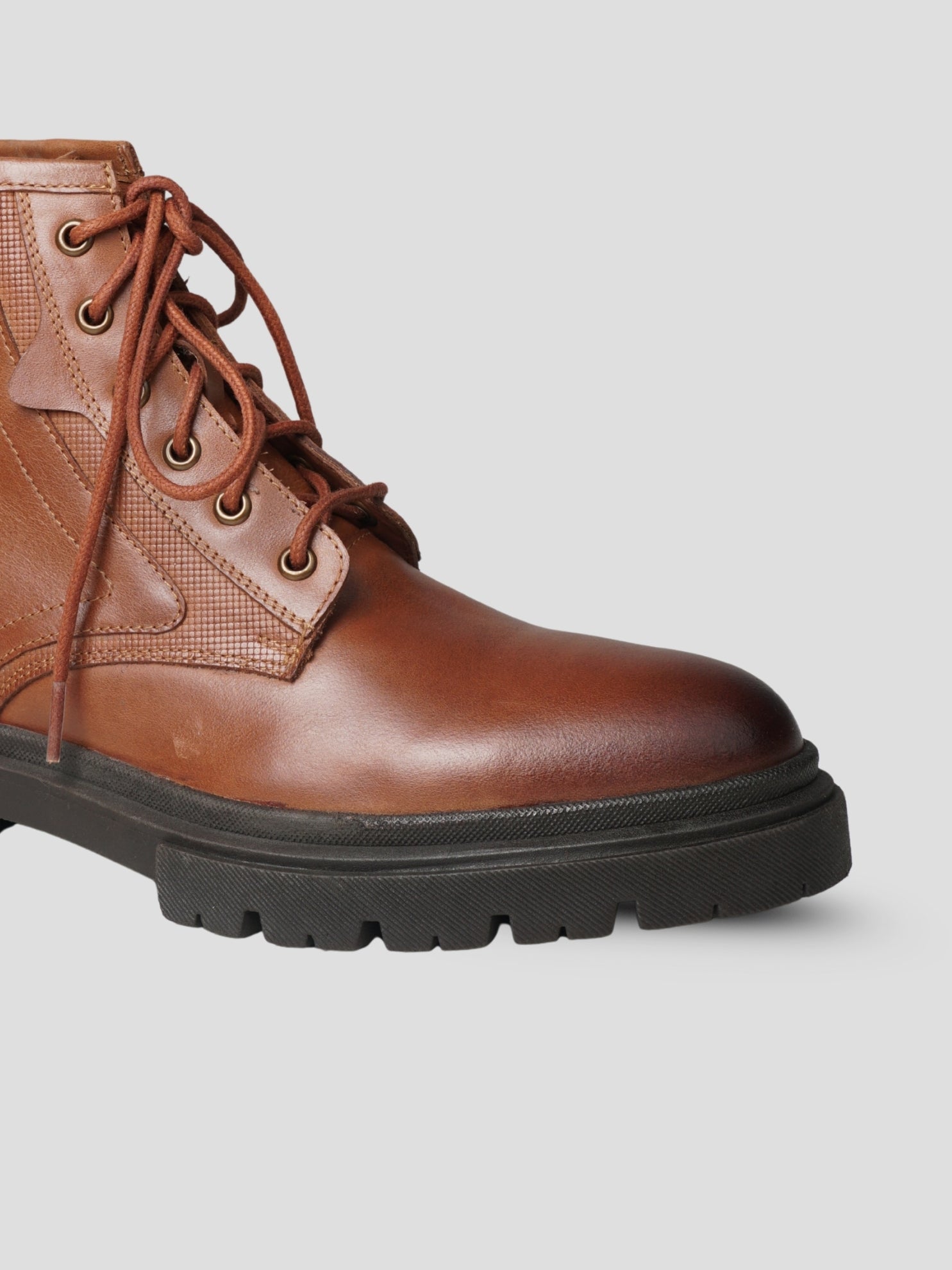 EZOK Men’s Tan Leather Lace-Up Boots | Premium Leather | Durable TPR Sole | Casual & Semi-Casual Wear