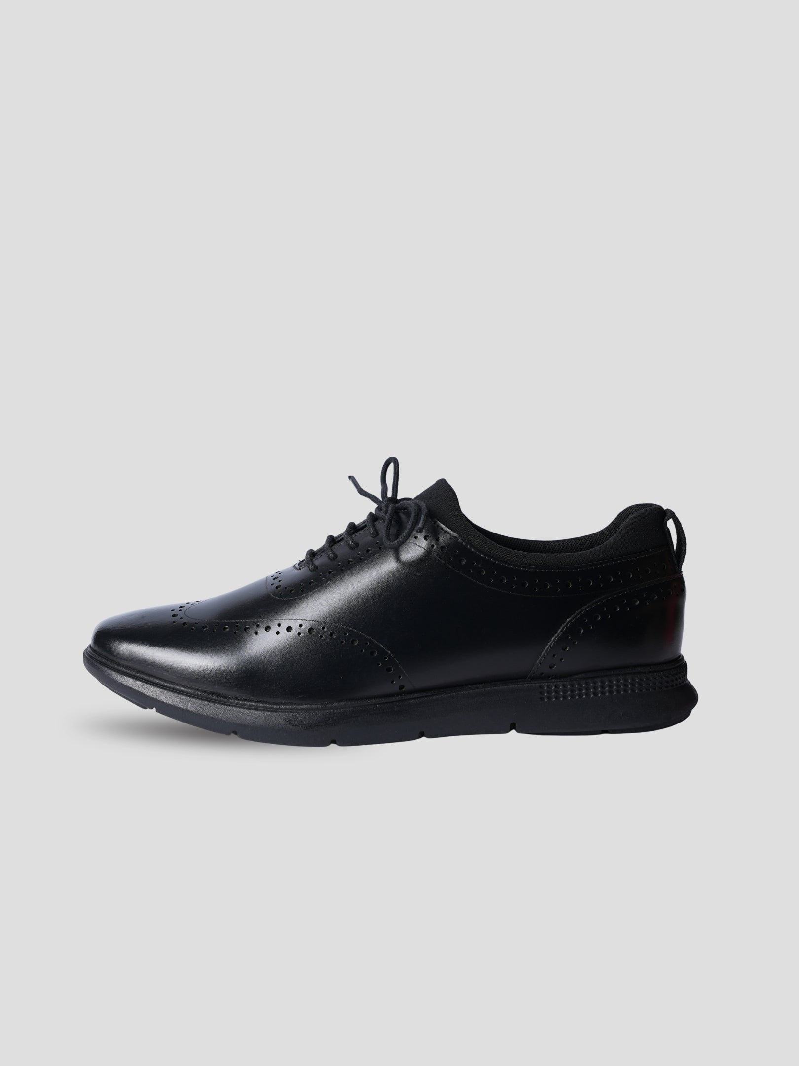 Ezok Men's Leather Casual Lace Up Shoes | Comfortable & Easy to Wear