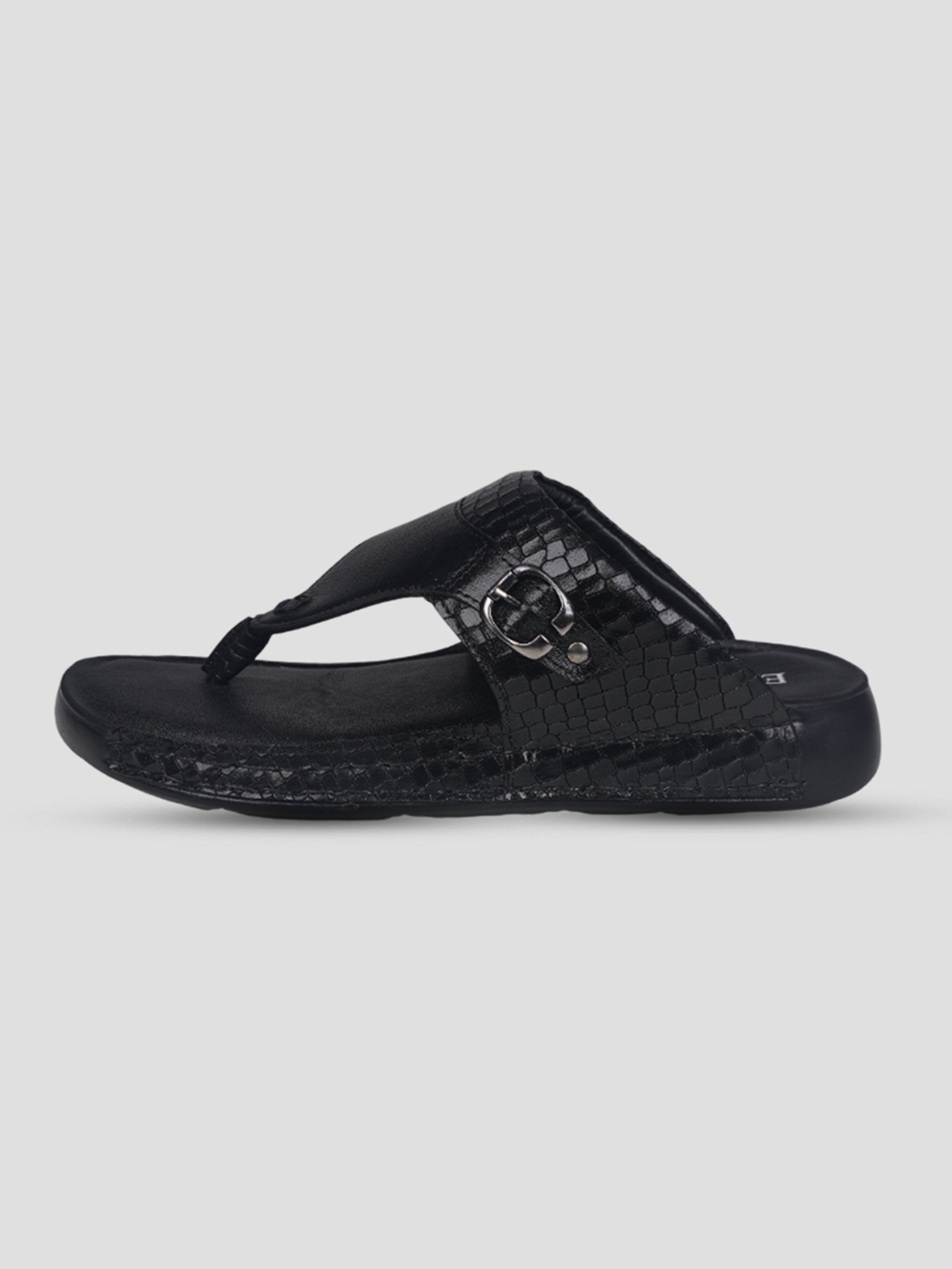 Ezok Men Black Leather Slip-On Sandals