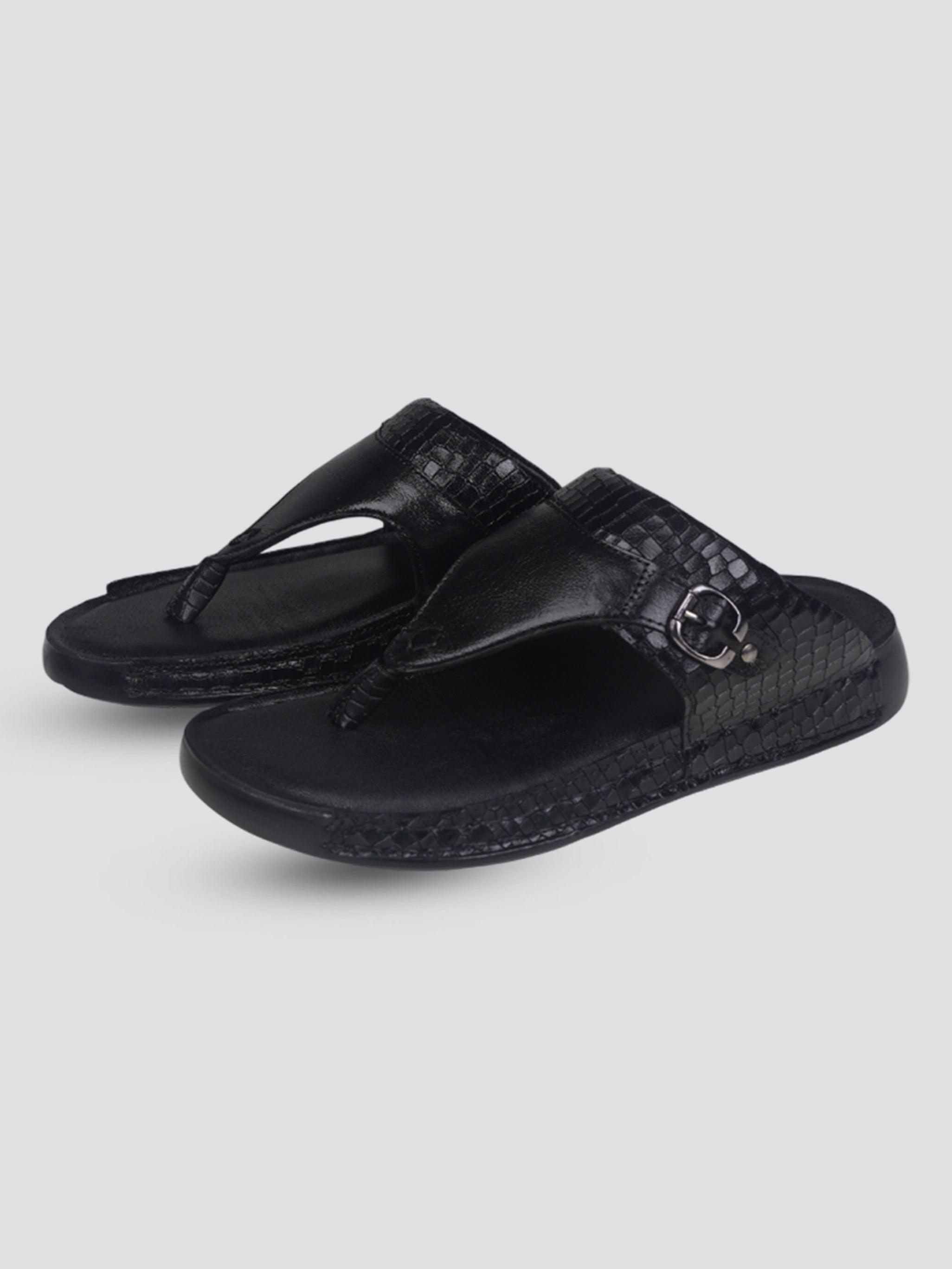 Ezok Men Black Leather Slip-On Sandals