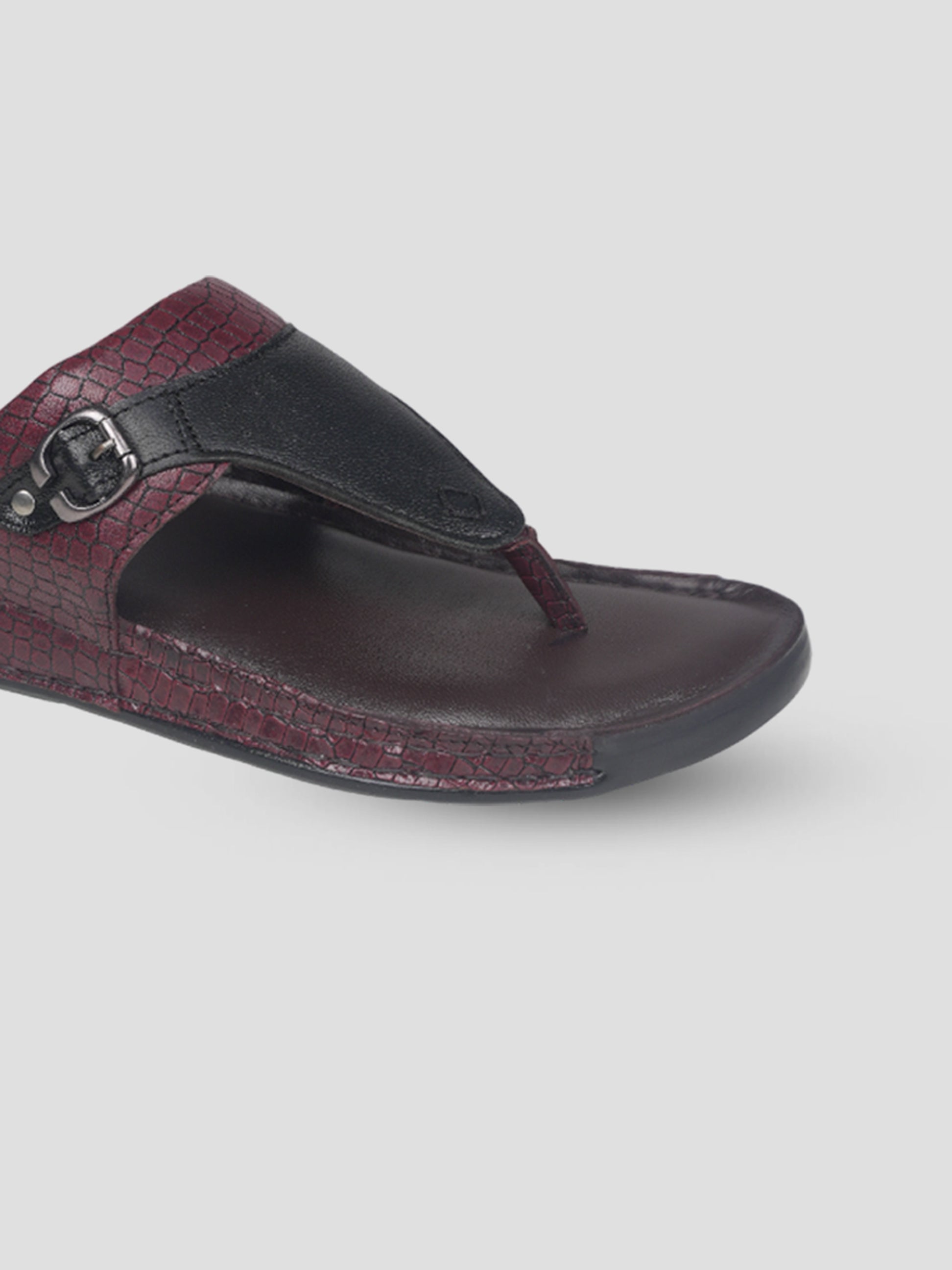 Ezok Men Black Leather Slip-On Sandals