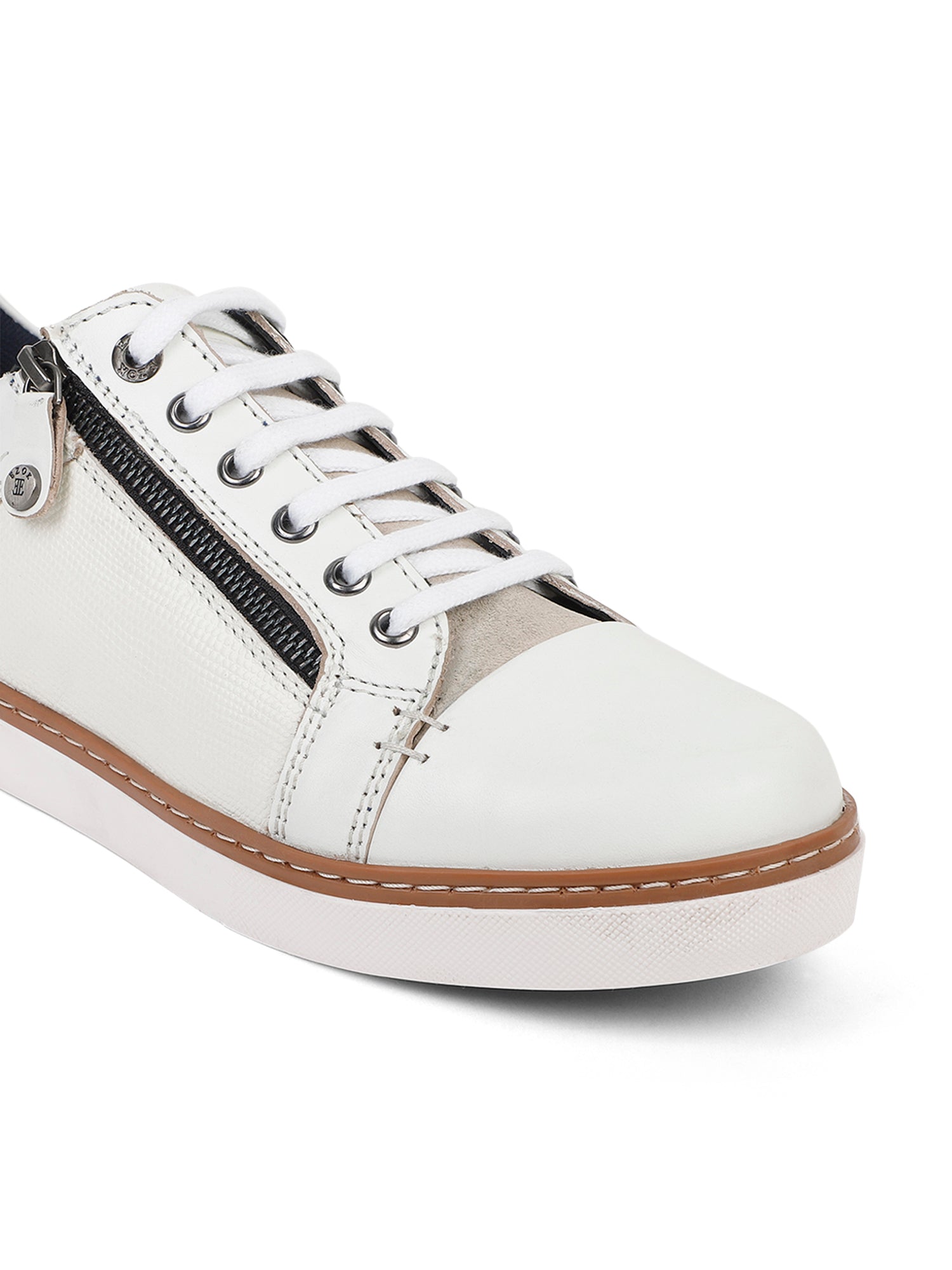 Ezok Men Leather White Lace-Up Casual Shoes