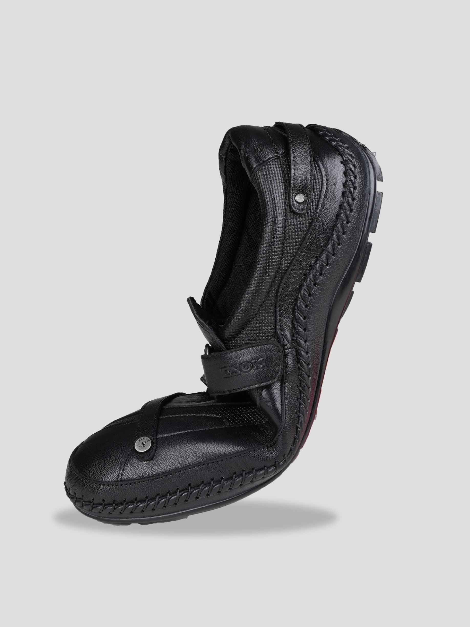 Ezok Men Black Leather Casual Shoes