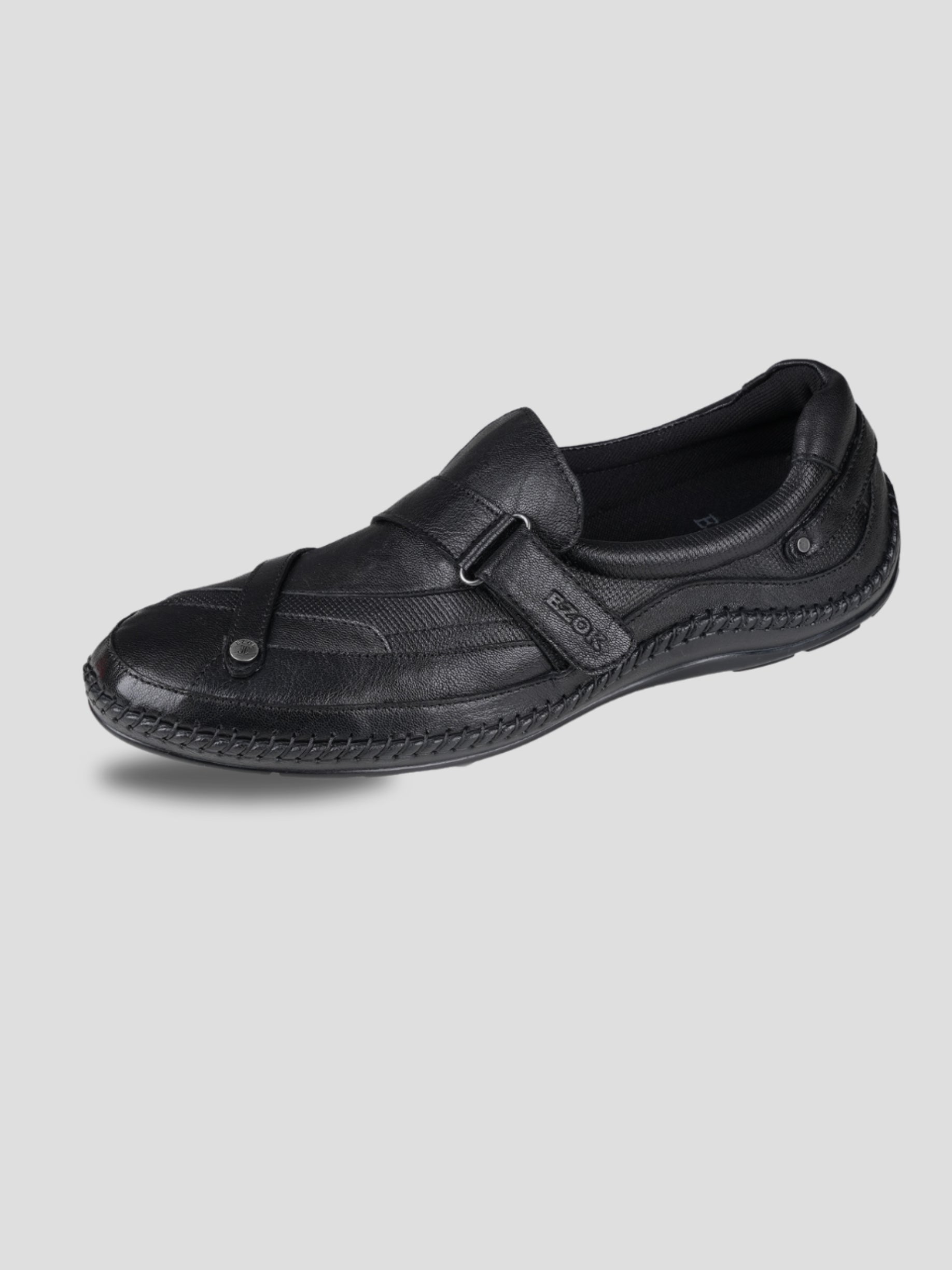 Ezok Men Black Leather Casual Shoes