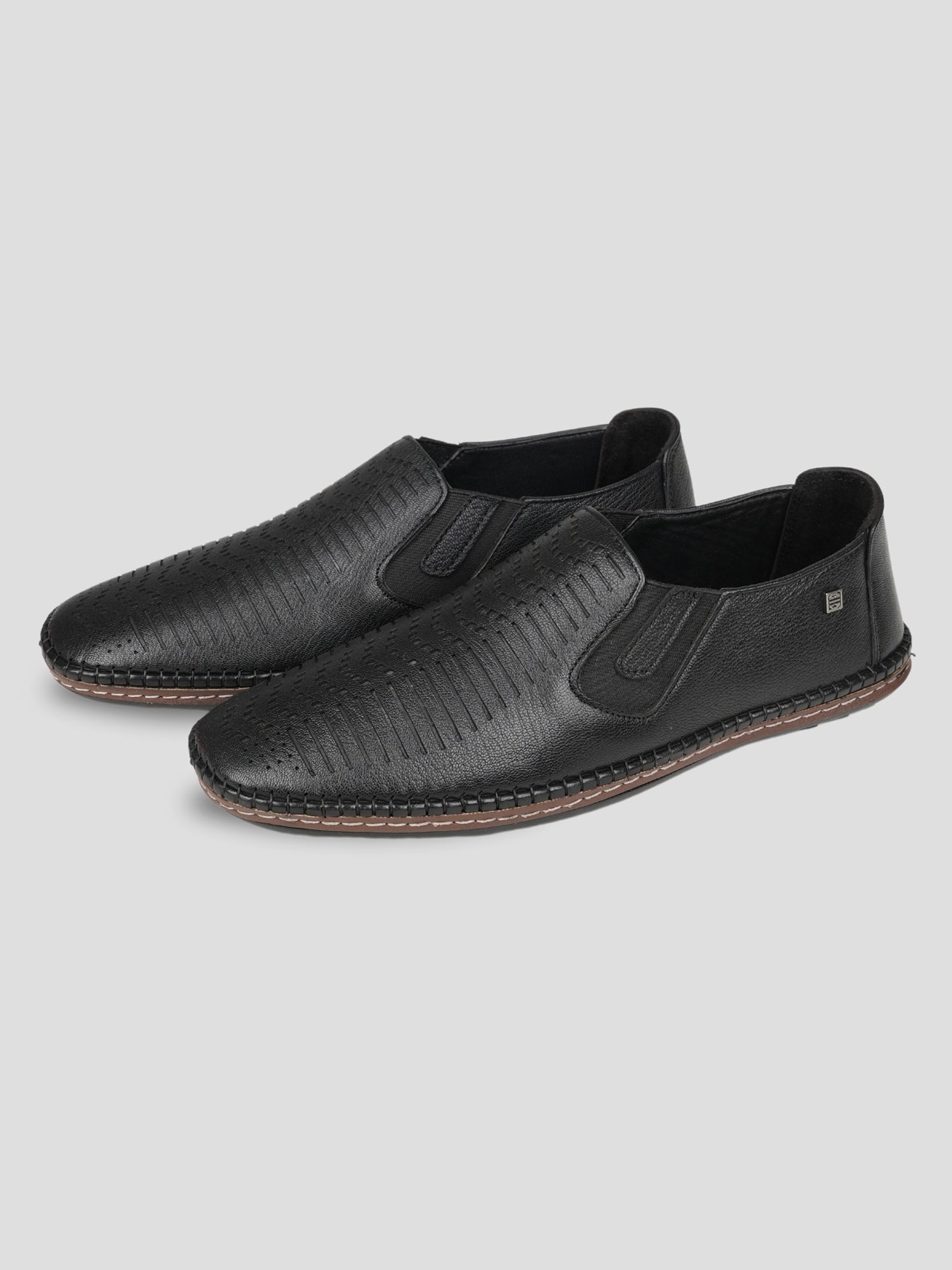 Ezok Black Leather Slip on Casual Shoes