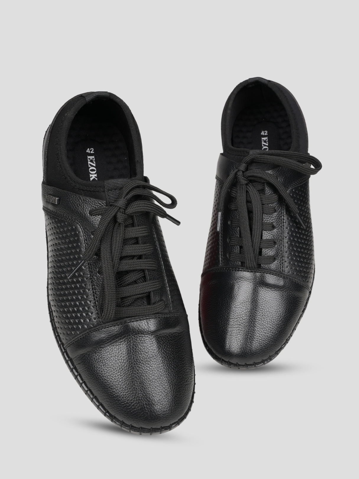 Ezok Black Leather Closer Casual Shoes