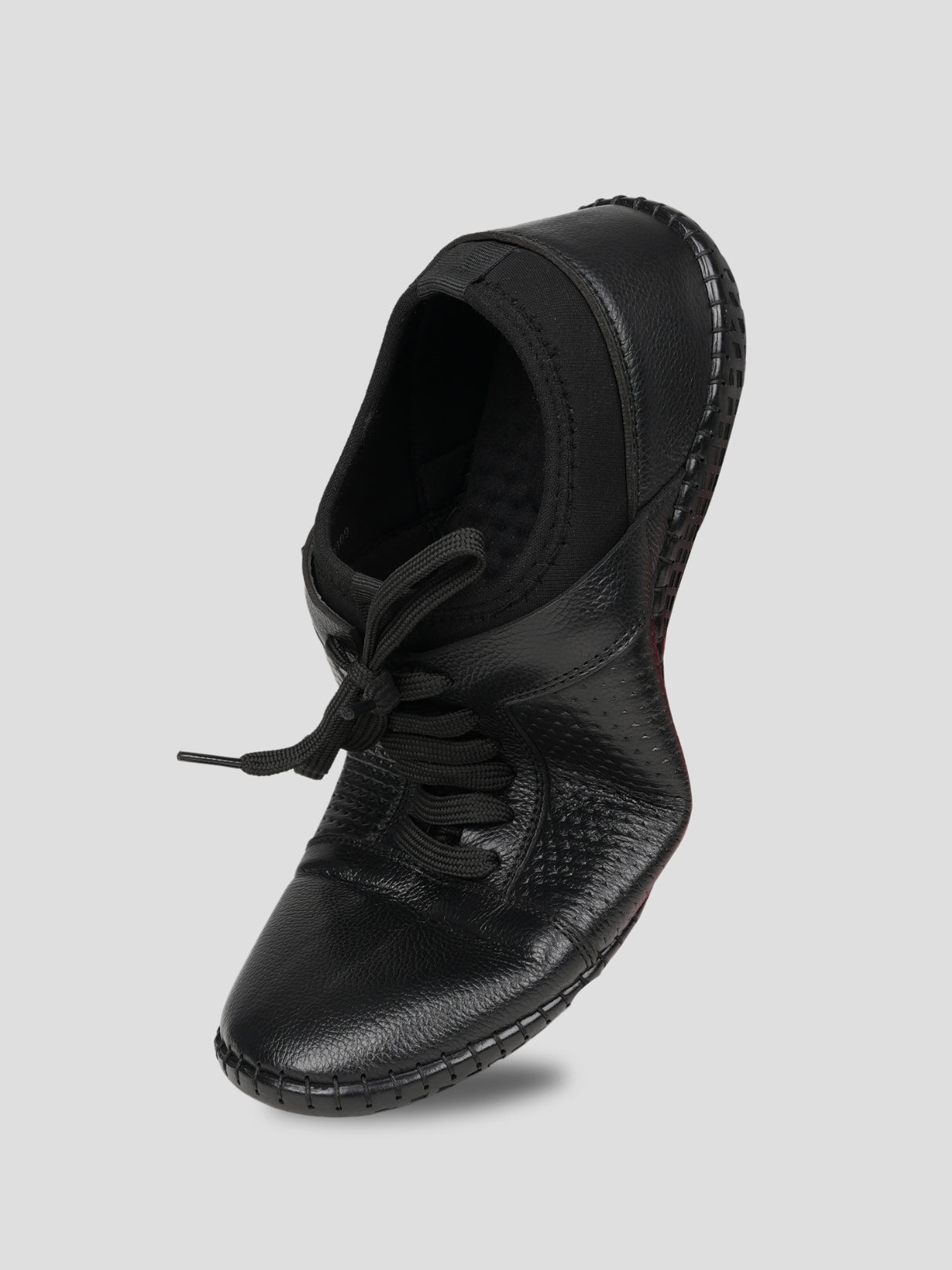 Ezok Black Leather Closer Casual Shoes