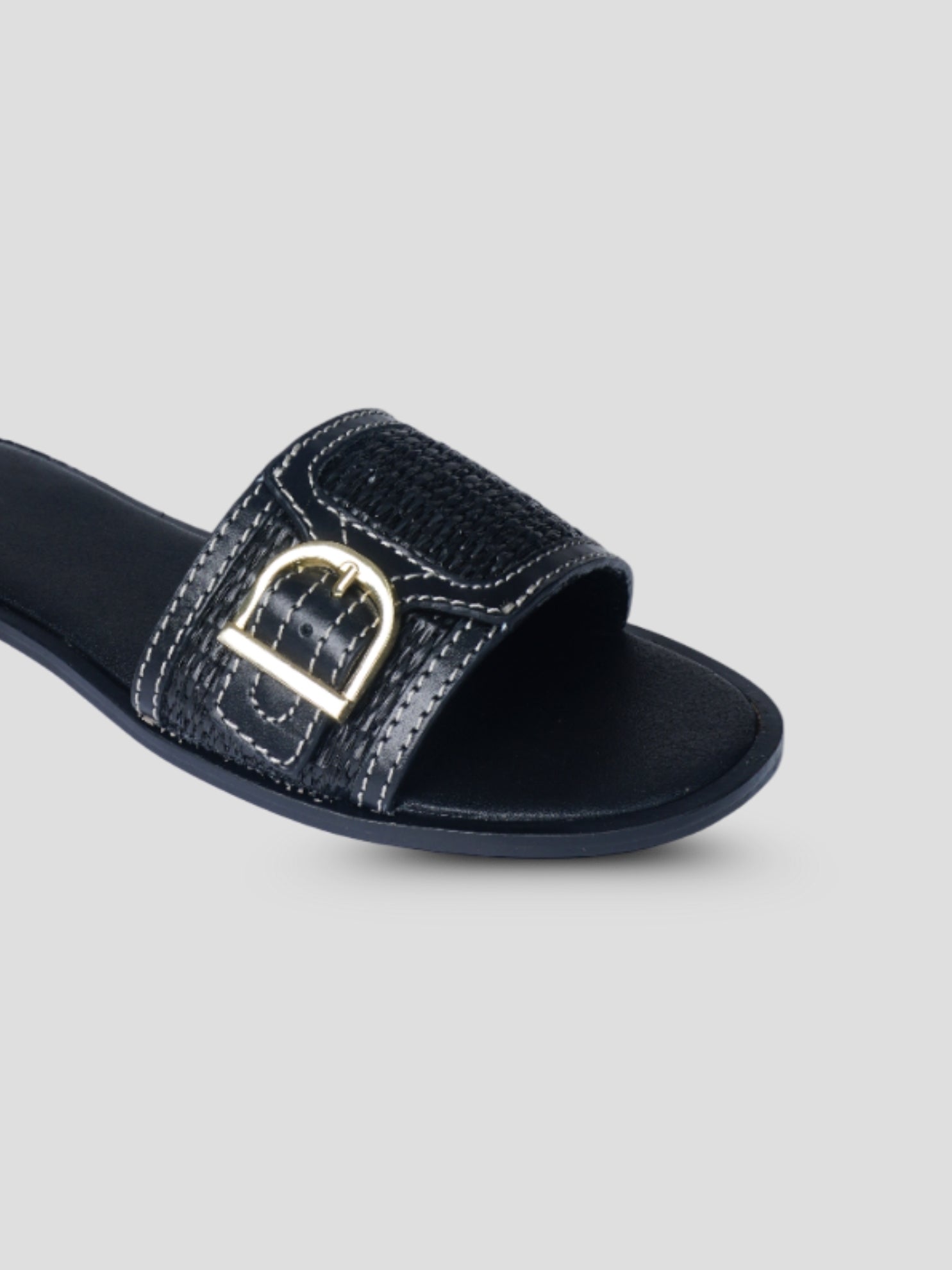 Ezok Black Leather and Raffia Slip On With Buckle Sandals