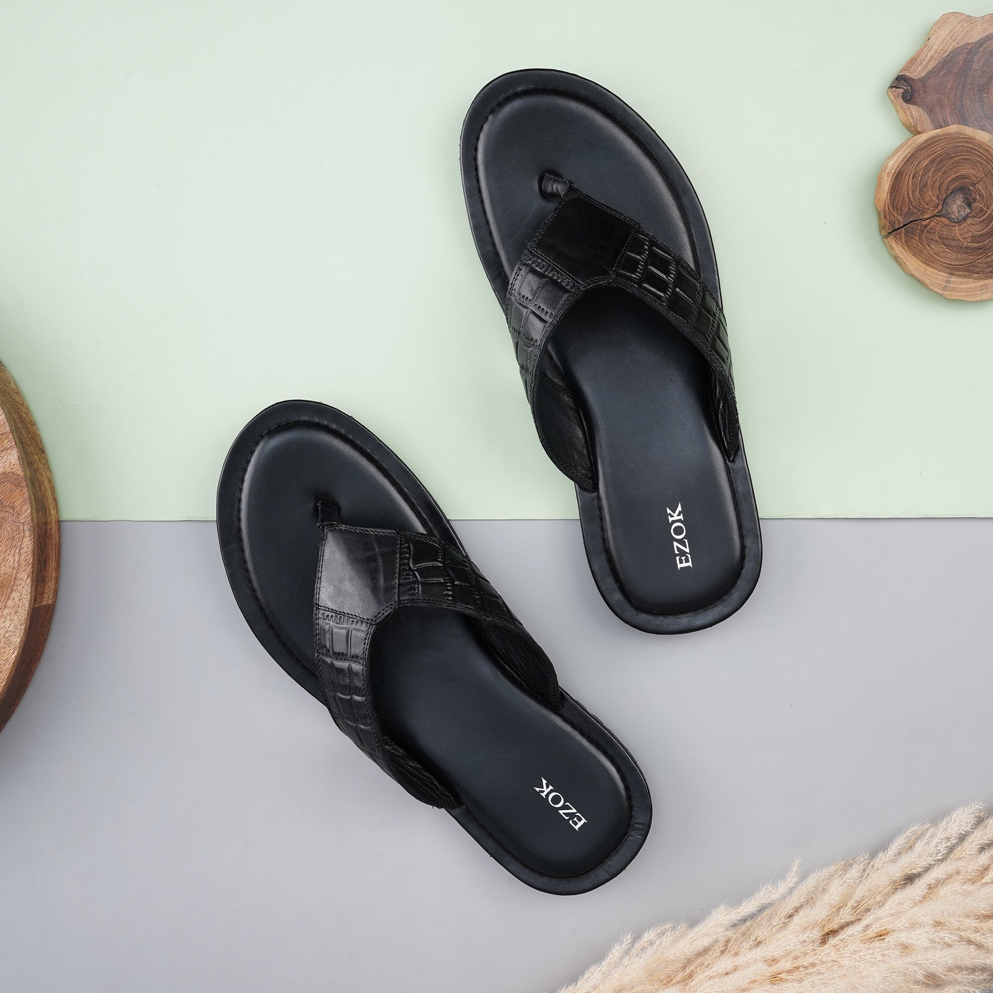 Ezok Men Leather Black Sandals