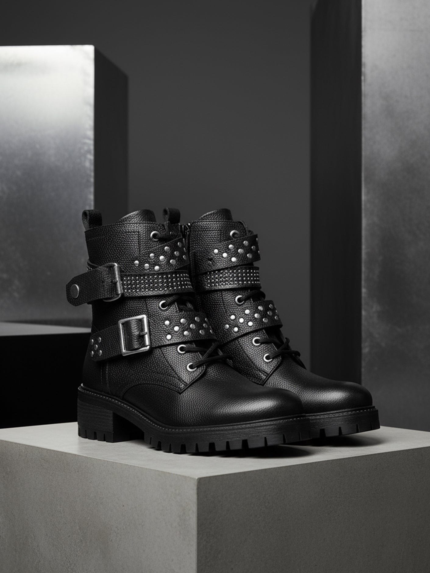 Ezok Women's Casual Leather Boots | Stylish Lace-Up Design with Cushioned Insole | Durable, Comfortable & Trendy for Daily Wear