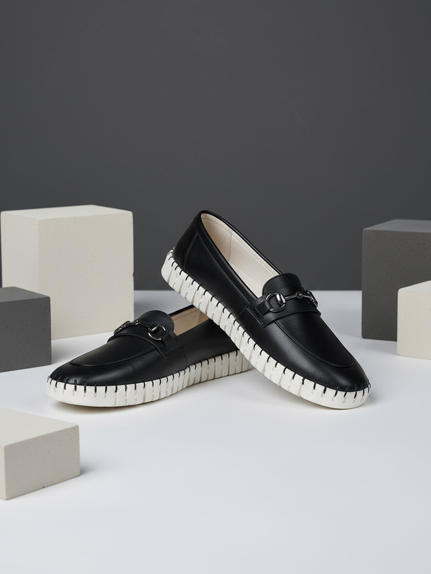 Women Trendy Casual Loafers for Daily Wear with Cushioned Insole and Strong Grip